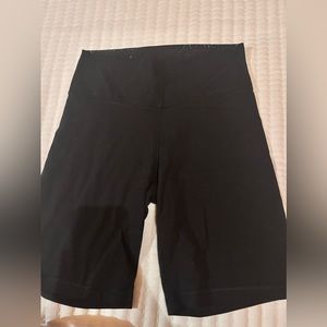 aritzia tna biker shorts